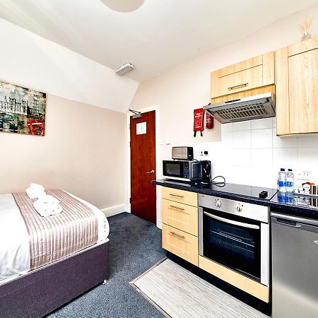 United Lodge Hotel And Apartments Лондон Екстериор снимка