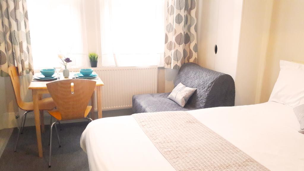 United Lodge Hotel And Apartments Лондон Екстериор снимка